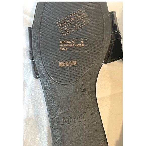 BAMBOO Women's Square Toe Jeweled Embellishment Slip On Flat Sandal Sz 9 - Picture 5 of 6